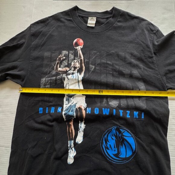 Dirk Nowitzki Dallas Mavericks #41 NBA T-Shirt L Black Adult vgt Graphic Tee - Picture 6 of 8
